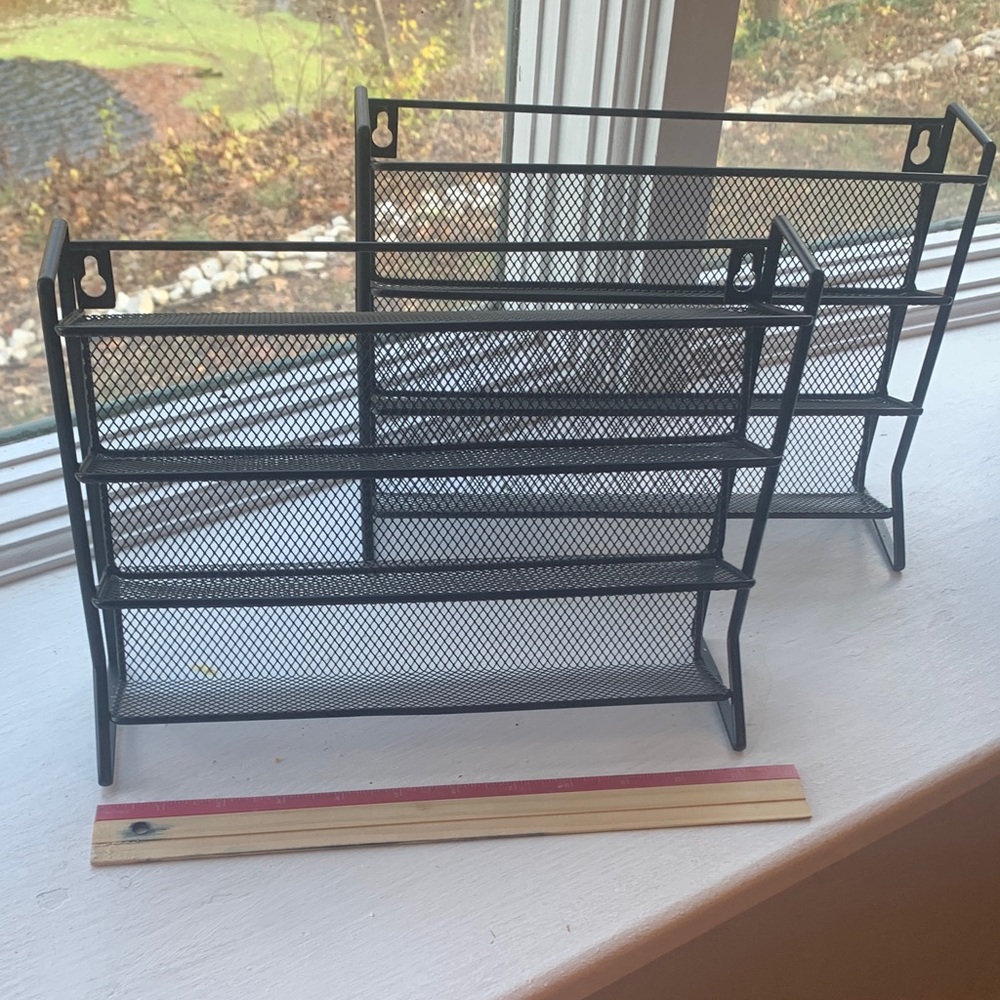 Black Metal Mesh Spice Holders